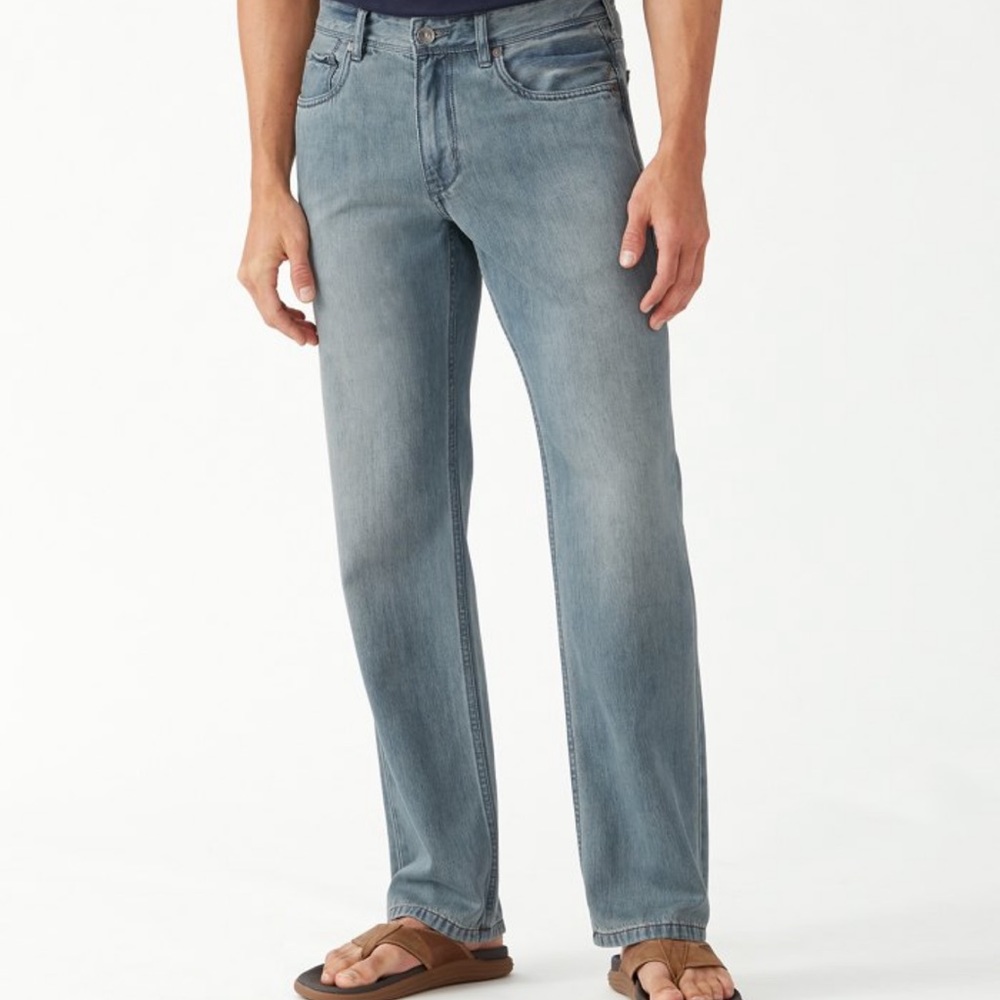 Tommy Bahama Men’s RELAXED fit Cayman Jeans. Size 36/32